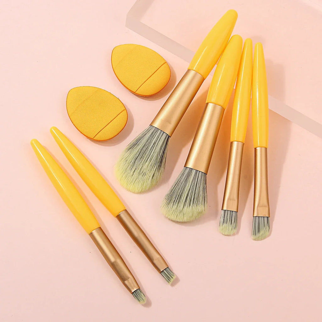 8-Piece Travel Makeup Brush Set with 2 Powder Puffs | Mini Kit