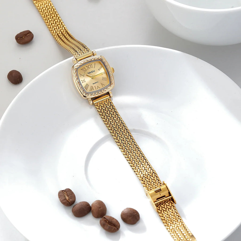 Gold Bohemian Retro Women's Quartz Watch | Roman Numeral