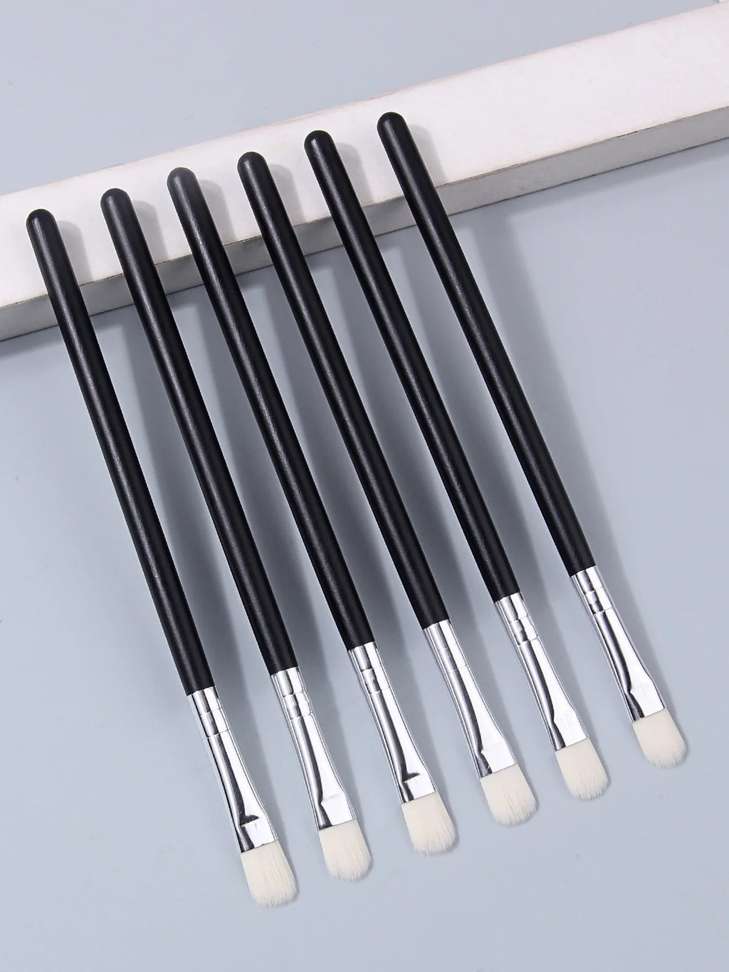 6-Piece Soft Eye Makeup Brush Set – Eyeshadow Blending Kit