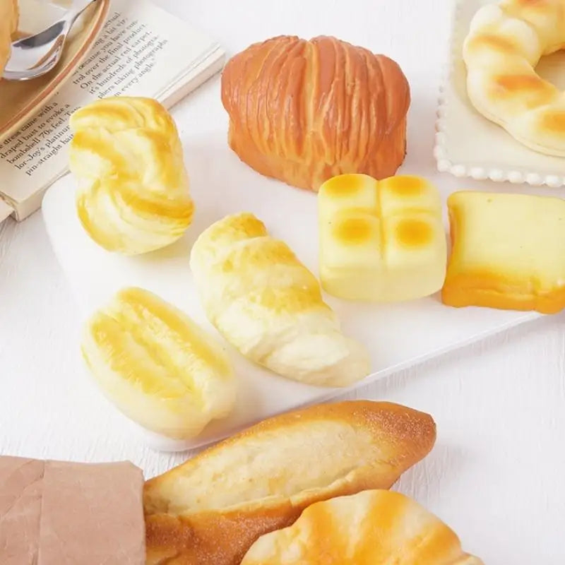 Mini Croissant Squeeze Toy – Slow Rebound PU Bread Decor