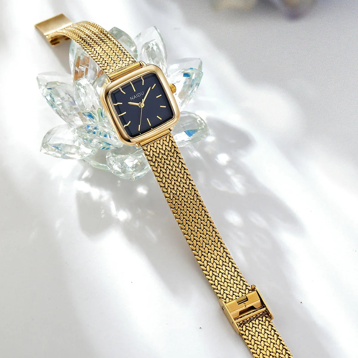 Women's Retro Small Square Quartz Watch – Steel Strap