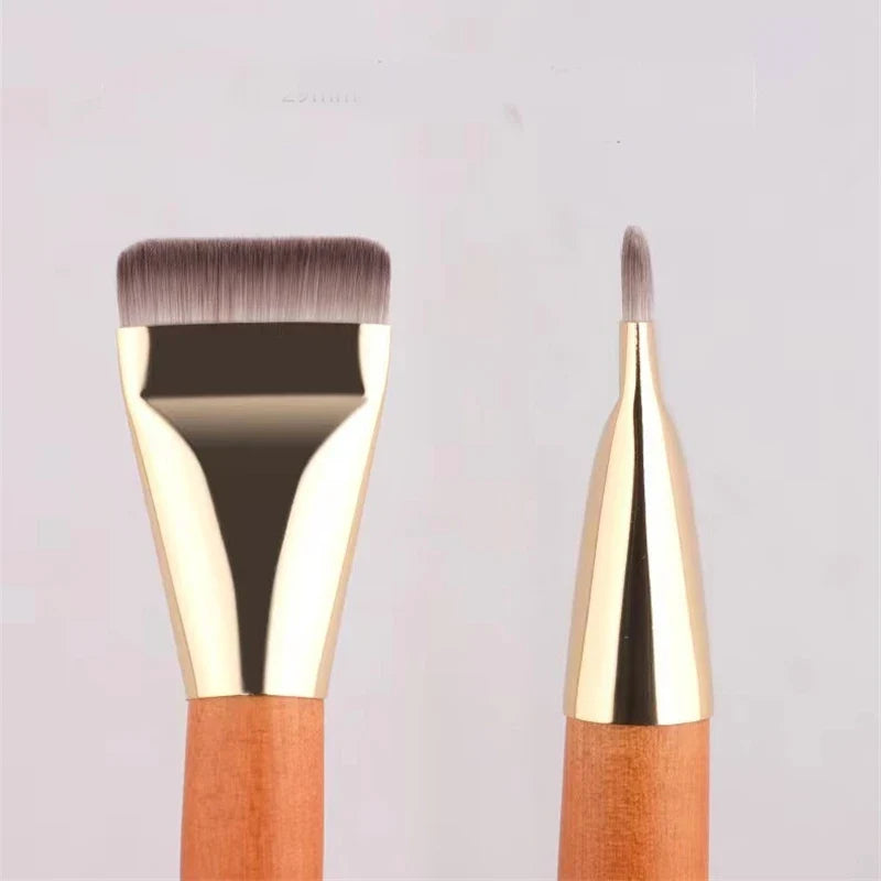 Ultra Thin Foundation Brush – Flat Contour Blending Brush