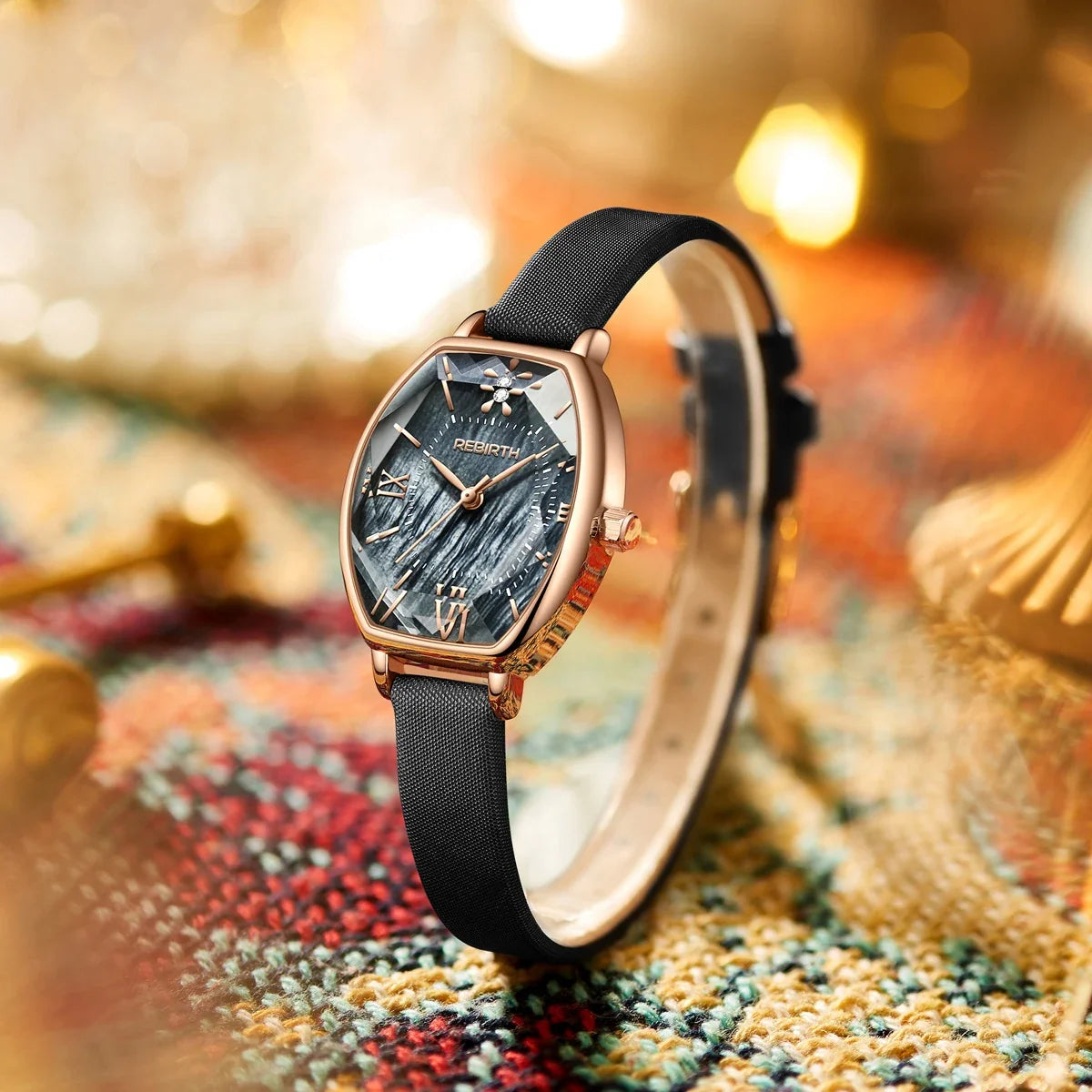 REBIRTH Women's Retro Leather Quartz Watch | Numberless Dial