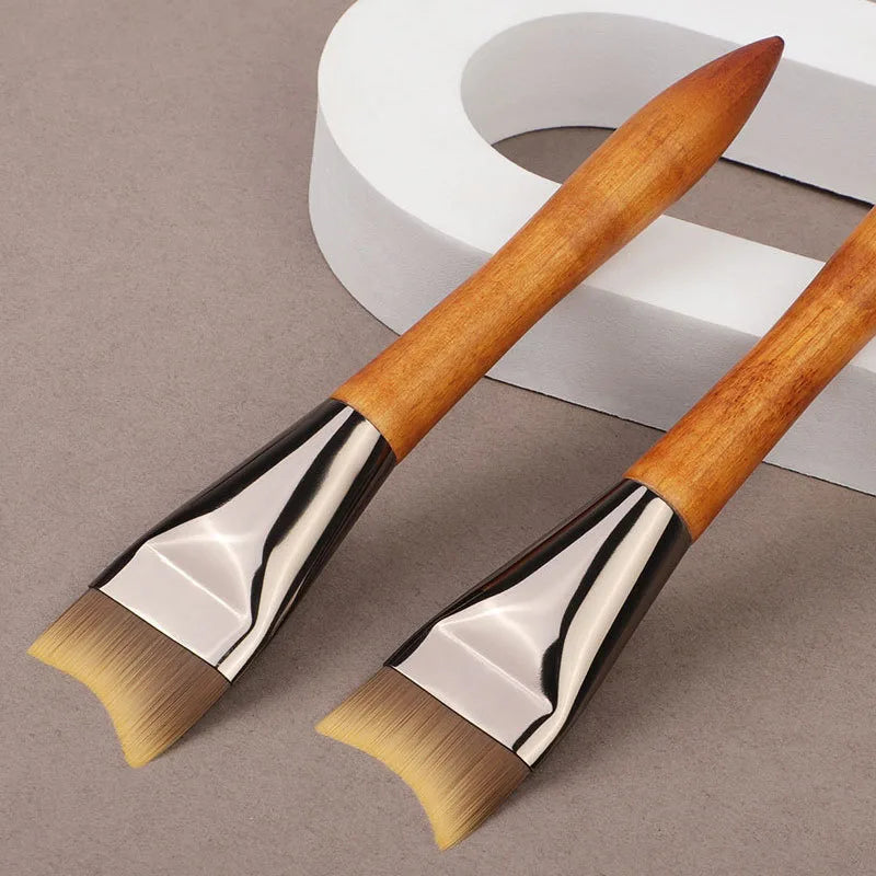 Ultra Thin Crescent Foundation Brush – Fish Tail Makeup Brush