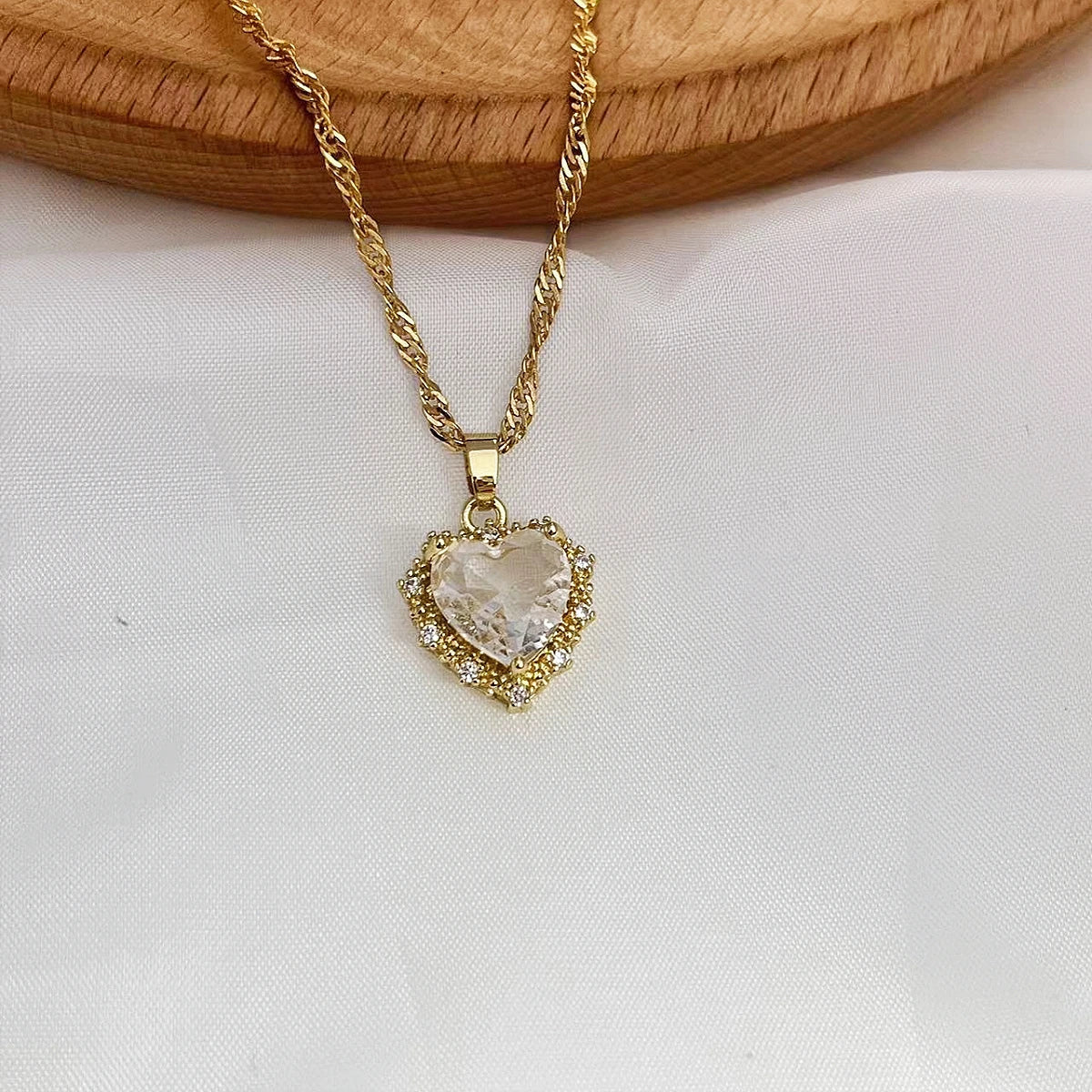 Women's Gold Love Heart Collarbone Chain Necklace