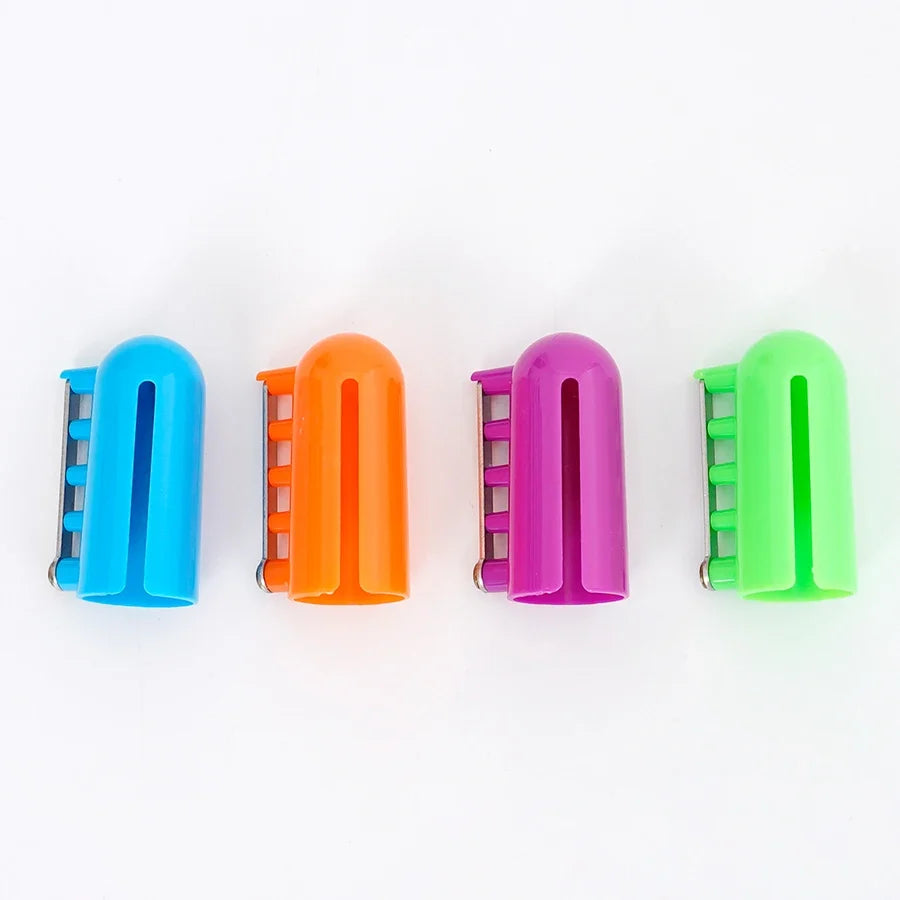 Knitting Finger Guards – Flip-Top Yarn Guide Rings & Separators