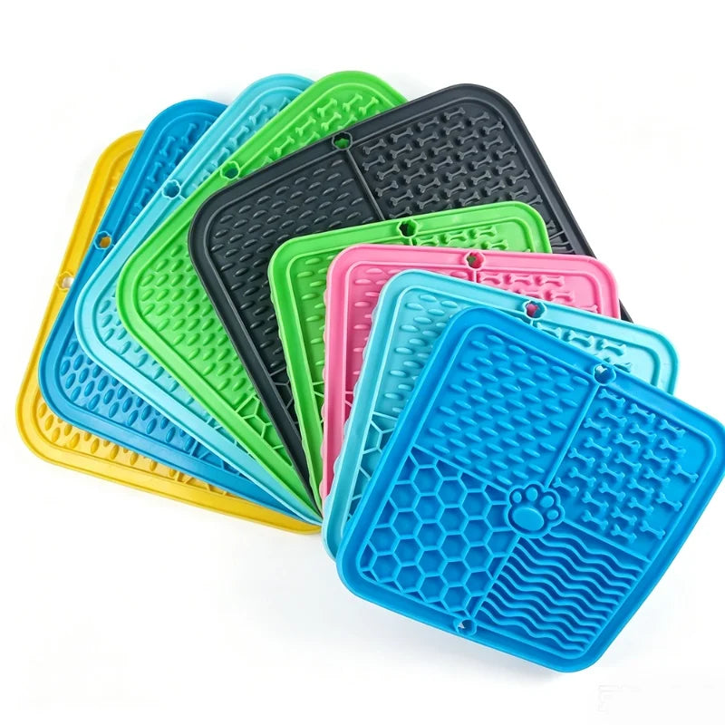 Silicone Pet Licking Mat Slow Feeder for Dogs & Cats
