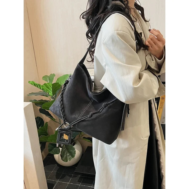 Vintage Large Capacity Crossbody Shoulder Bag | Nixie BB-806
