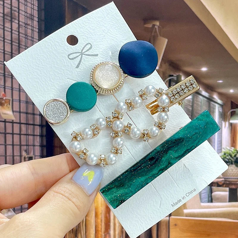 Pearl Rhinestone Hair Clip for Women – Flower Barrette
