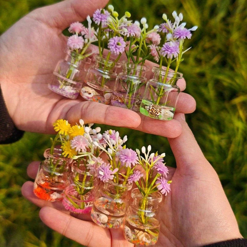 4-Pack Glow in the Dark Glass Mini Vase Set – Home & Car Decor