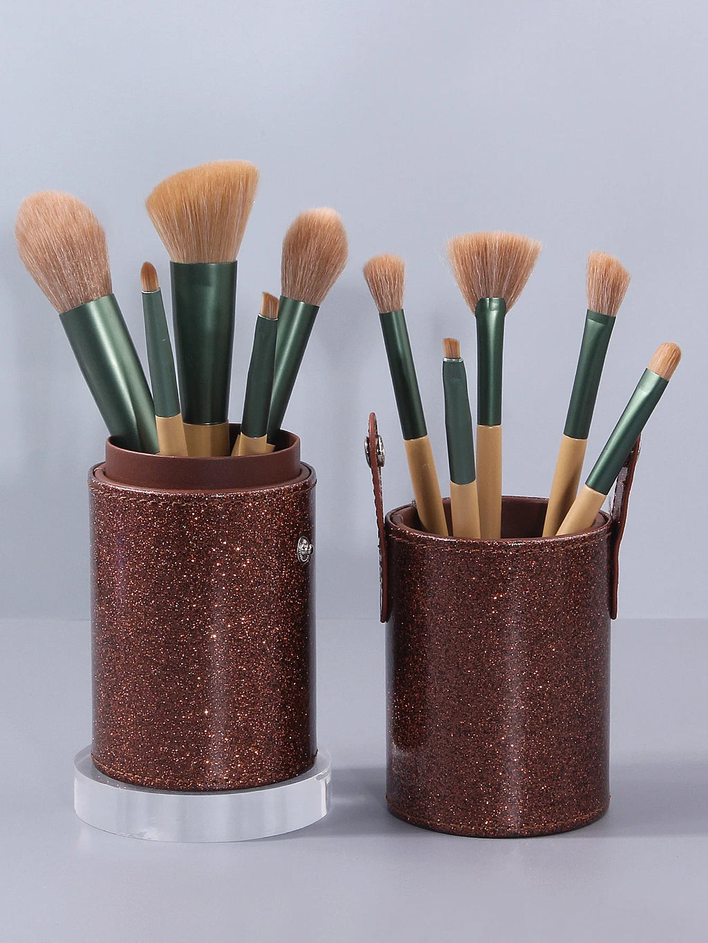 10-Piece Beginner Makeup Brush Set with Glitter Storage Bucket