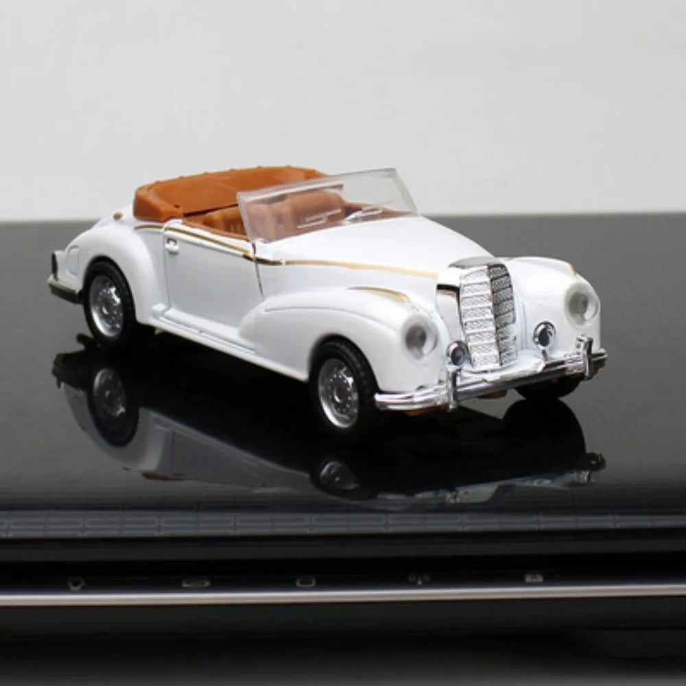 1:36 Alloy Pull-Back Classic Car Model | Opening Doors Kids Gift