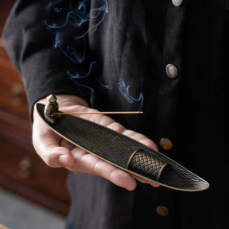 Long Leaf Incense Holder & Ash Catcher – Meditation Décor