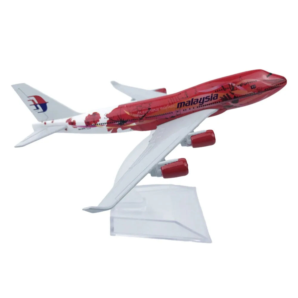 GOL Airlines Boeing B737 1/246 Alloy Airplane Model – 16cm