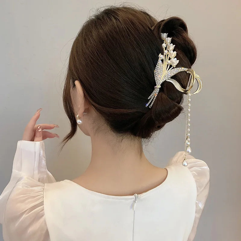 Snake Crystal Tassel Hair Claw Clips – Geometric Metal Women