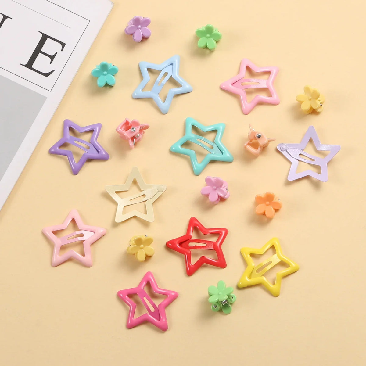 881Pcs Kids Hair Accessories – Clips, Ties & Scrunchies Set