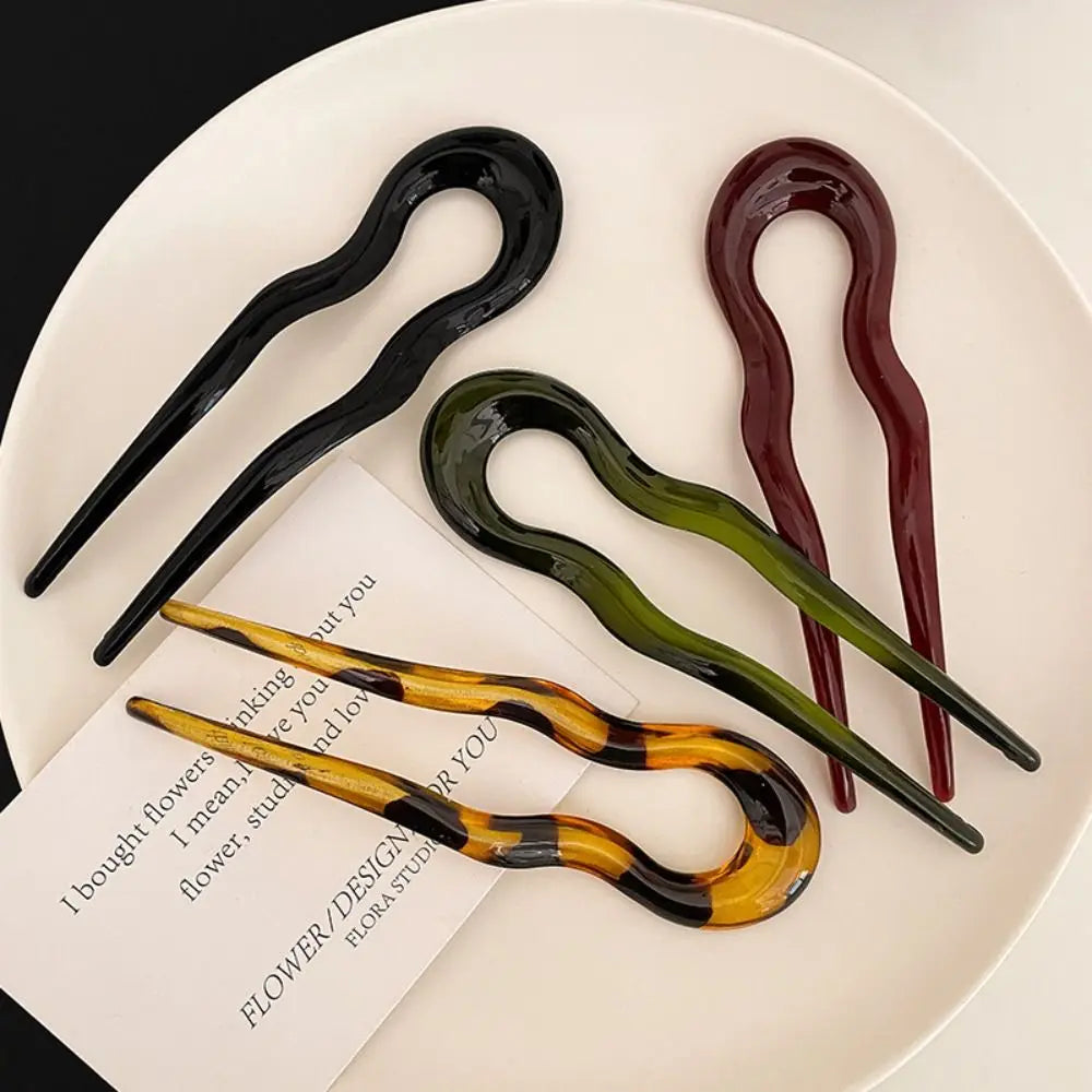 U-Shaped Acetate Hair Fork Stick – Tortoiseshell Geometric