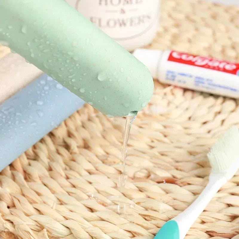 Portable Toothbrush Holder Case – Dust-Proof Travel Cover