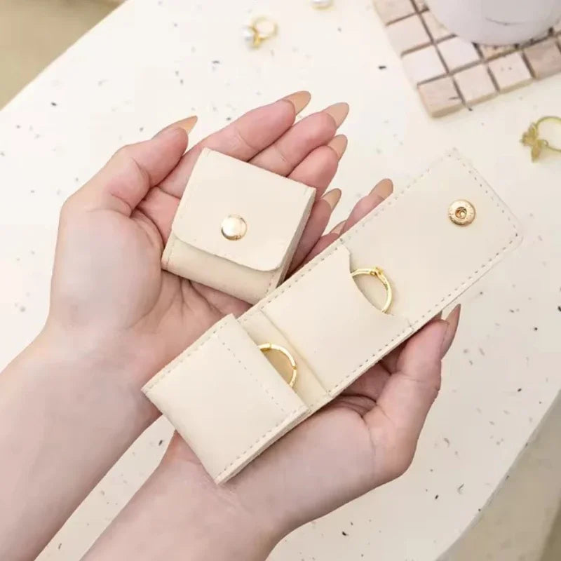 4-Compartment Portable Mini Travel Jewelry Organizer Bag