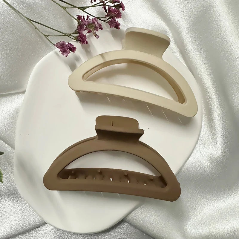 Large Acrylic Hair Claw Clip – Korean Geometric Barrette