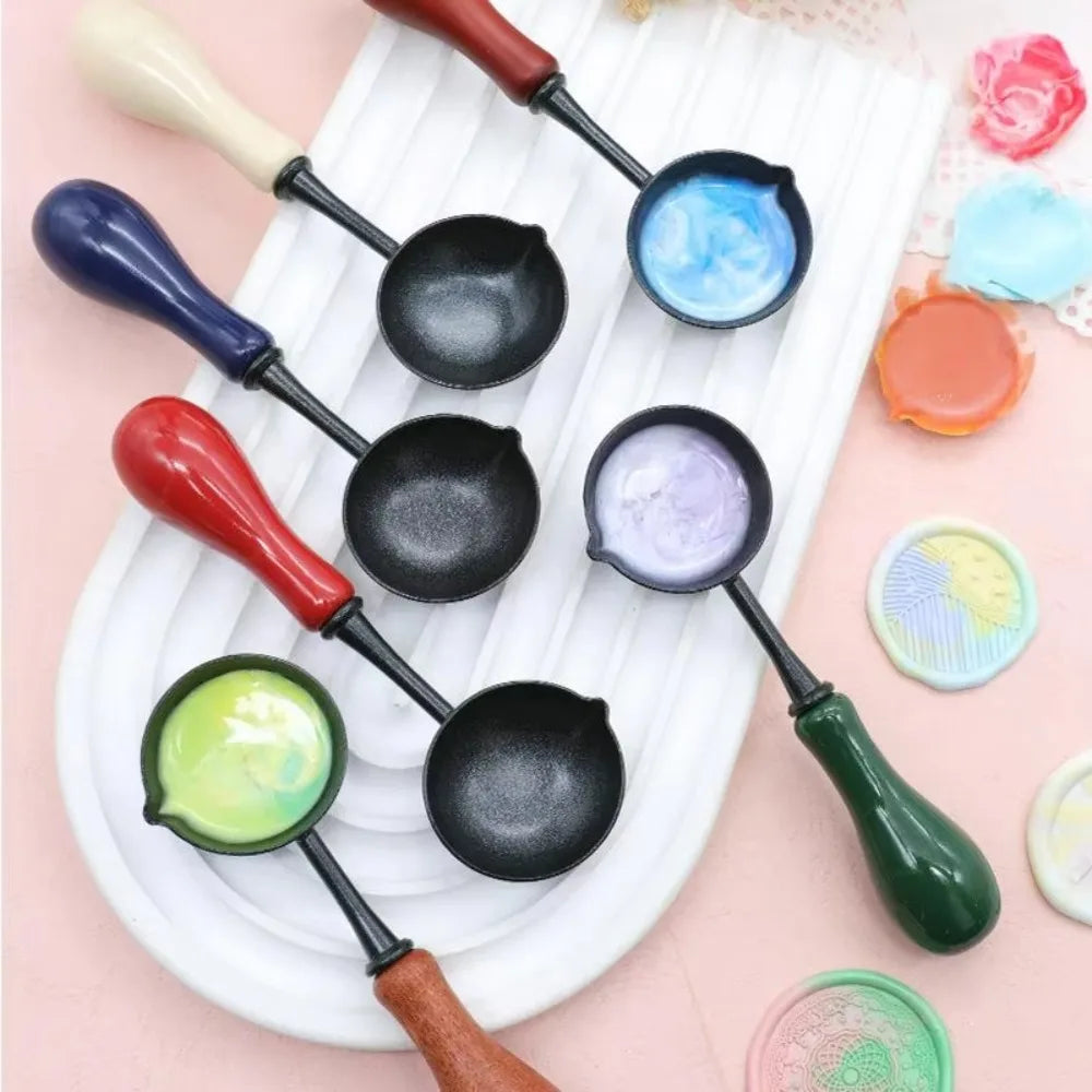 Non-Stick Wax Sealing Spoon – Reusable Wood Handle Tool