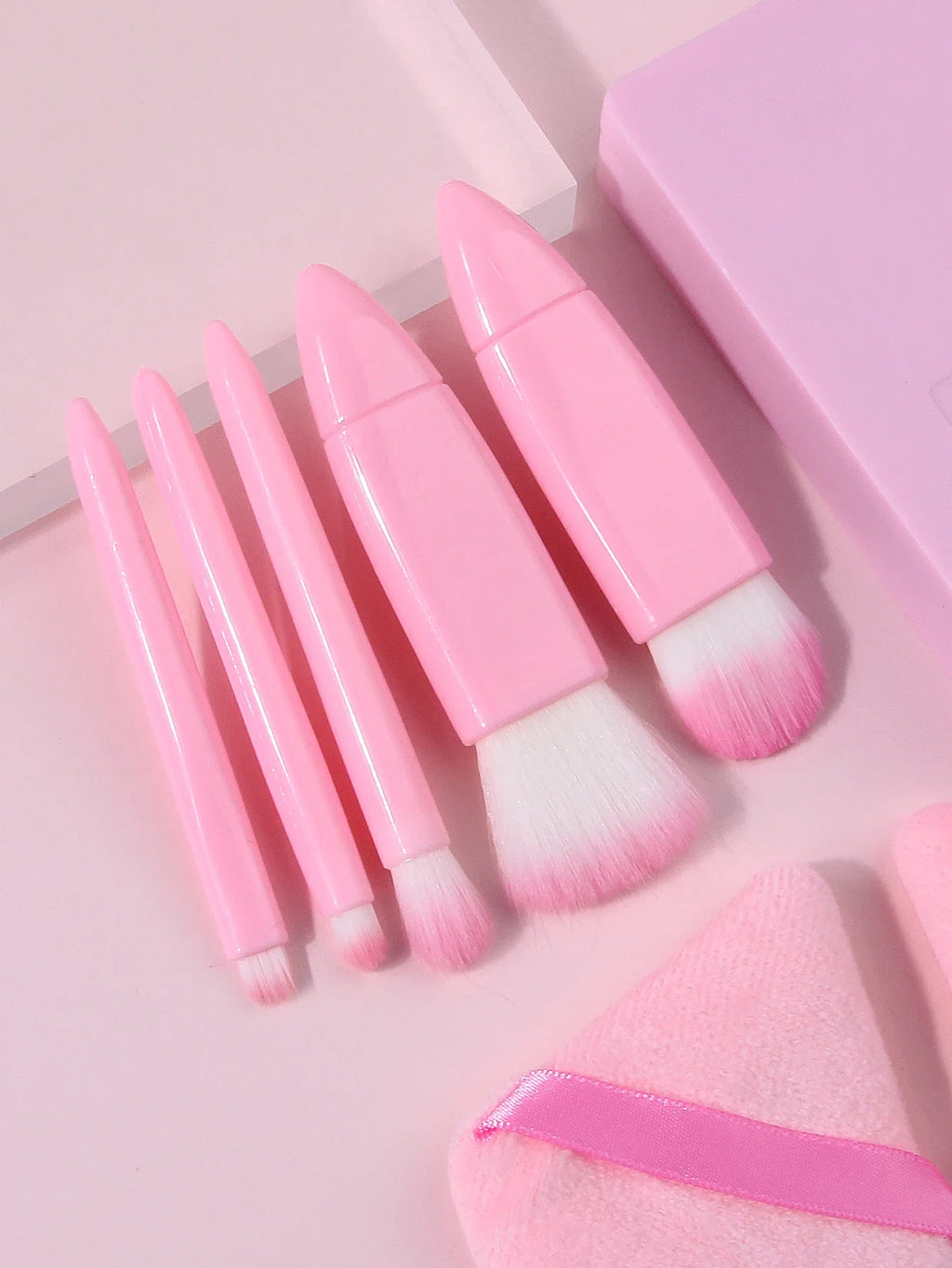 Pink Makeup Brush Set with Mirror – 7-Piece Travel Beauty Kit