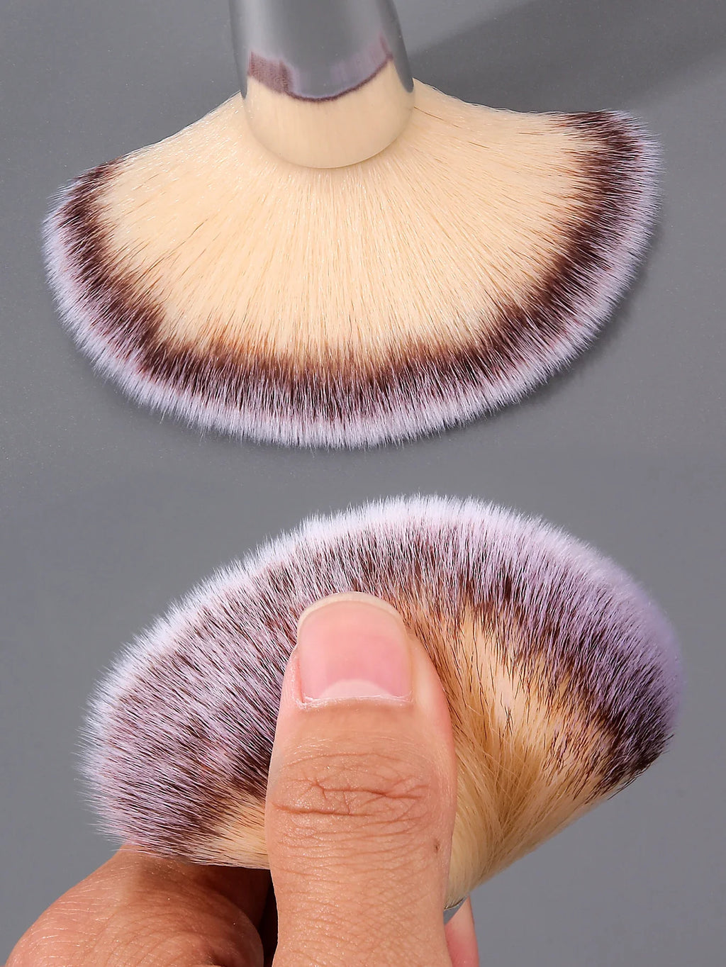 Fluffy Nylon Blush Brush with Wooden Handle – Makeup Brush