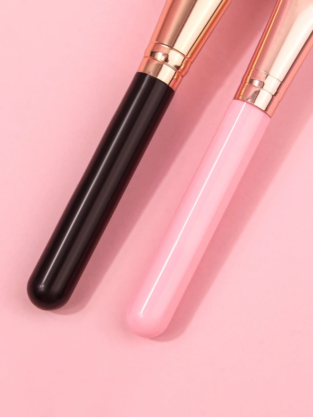 2PCS Flat Tongue Foundation Brushes – Soft Wool Fiber | Nixie