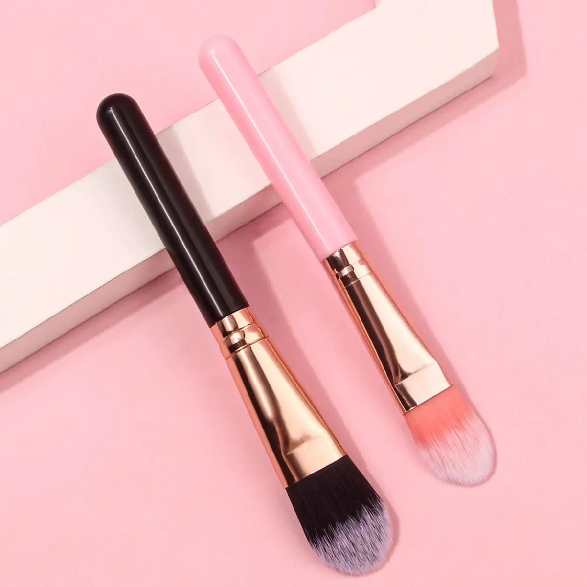 2PCS Flat Tongue Foundation Brushes – Soft Wool Fiber | Nixie