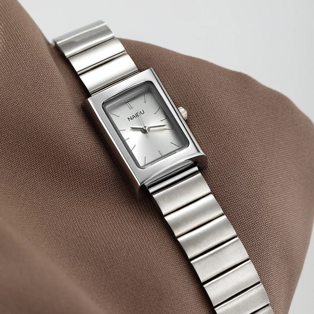 Women's Vintage Rectangular Quartz Watch – Steel Strap Retro