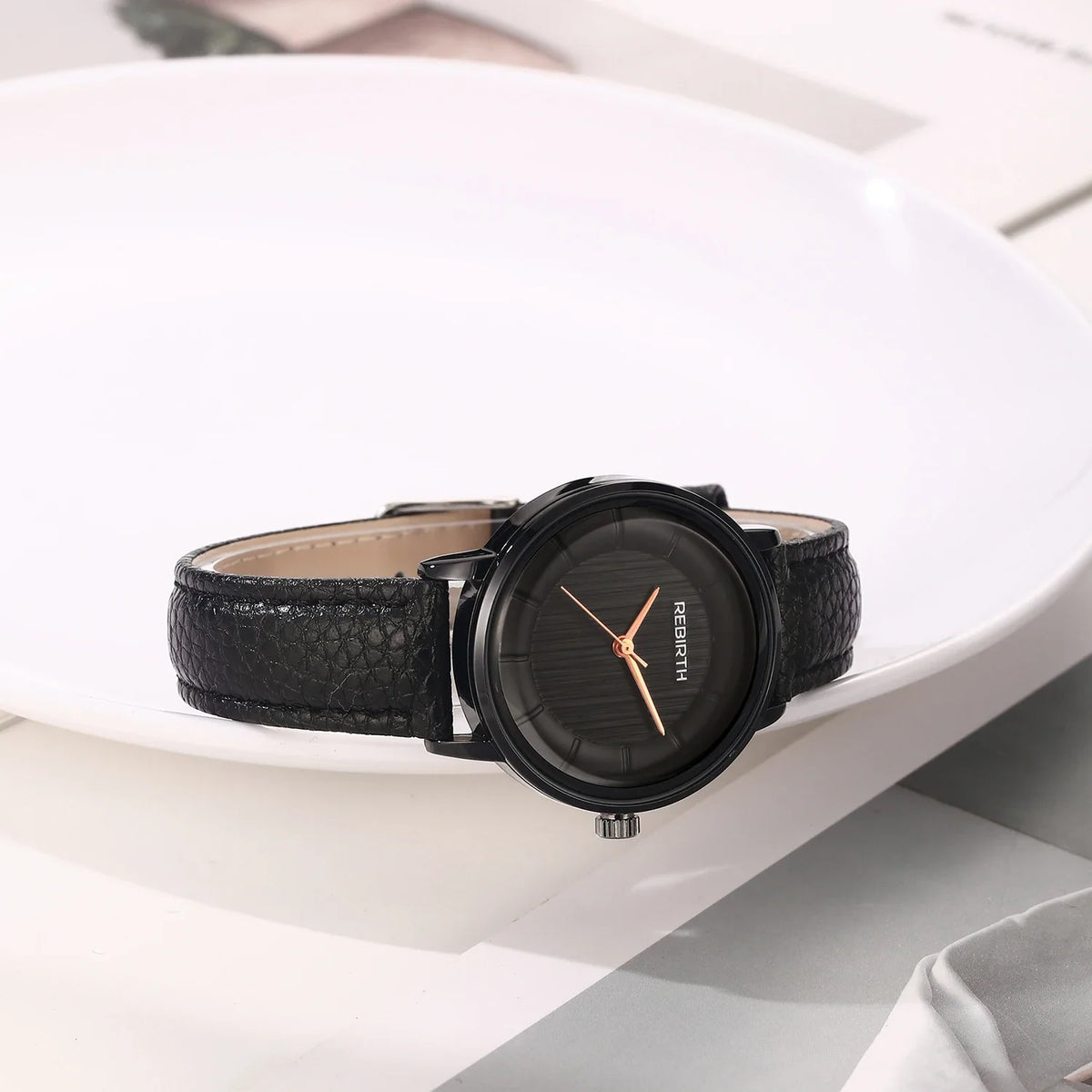 REBIRTH Square Quartz Watch – Unisex Minimalist Leather Band