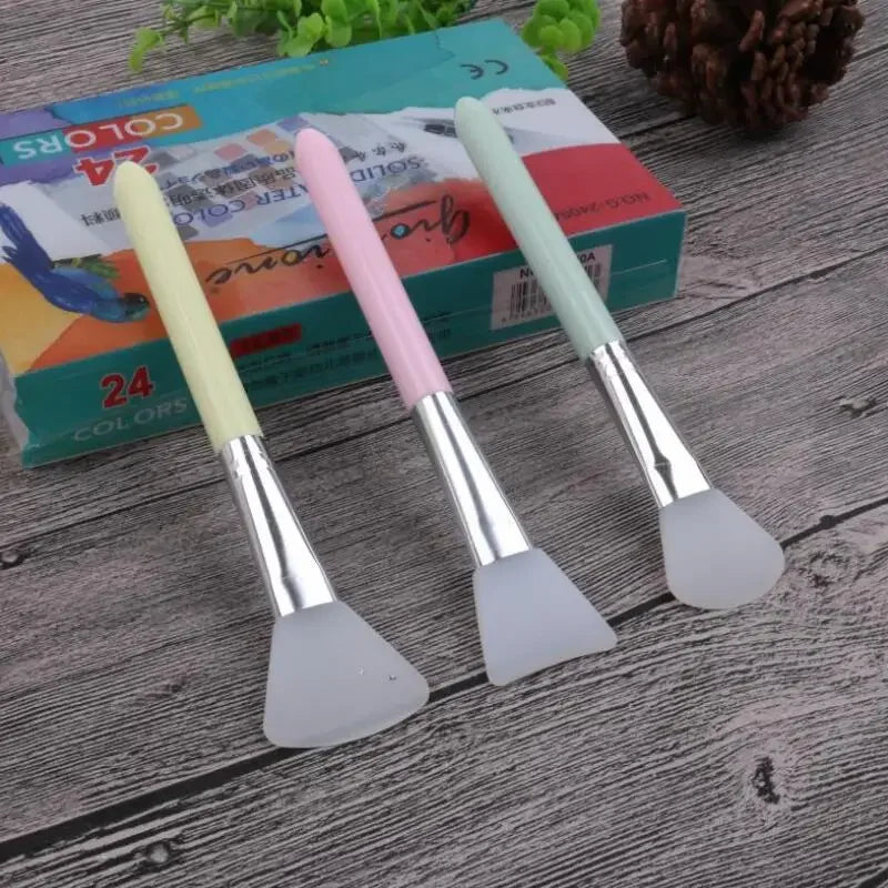 Silicone Face Mask Brush – Clay & Mud Mask Applicator Tool