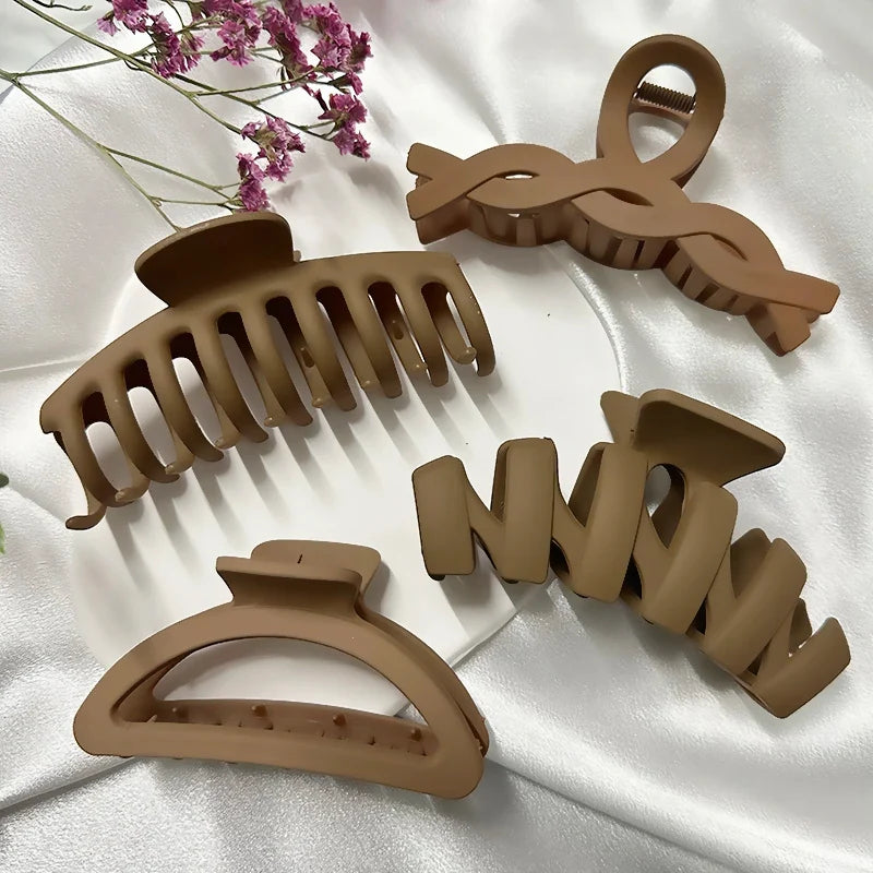 Large Acrylic Hair Claw Clip – Korean Geometric Barrette
