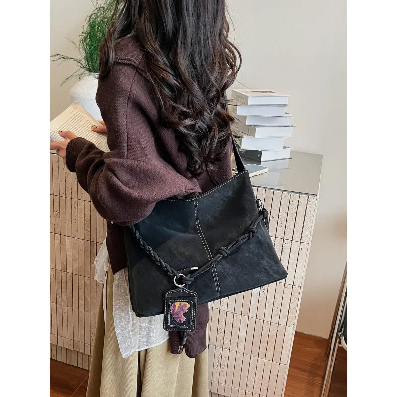 Vintage Large Capacity Crossbody Shoulder Bag | Nixie BB-806