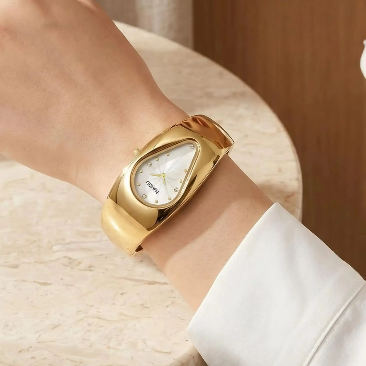 Naidu Women's Gold Bracelet Quartz Watch – Elegant Bangle Style