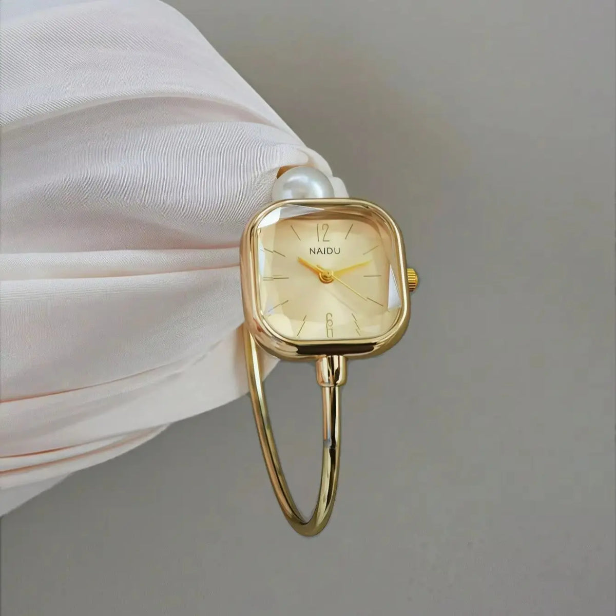 Women's Retro Quartz Wristwatch – Simple Versatile Daily Wear