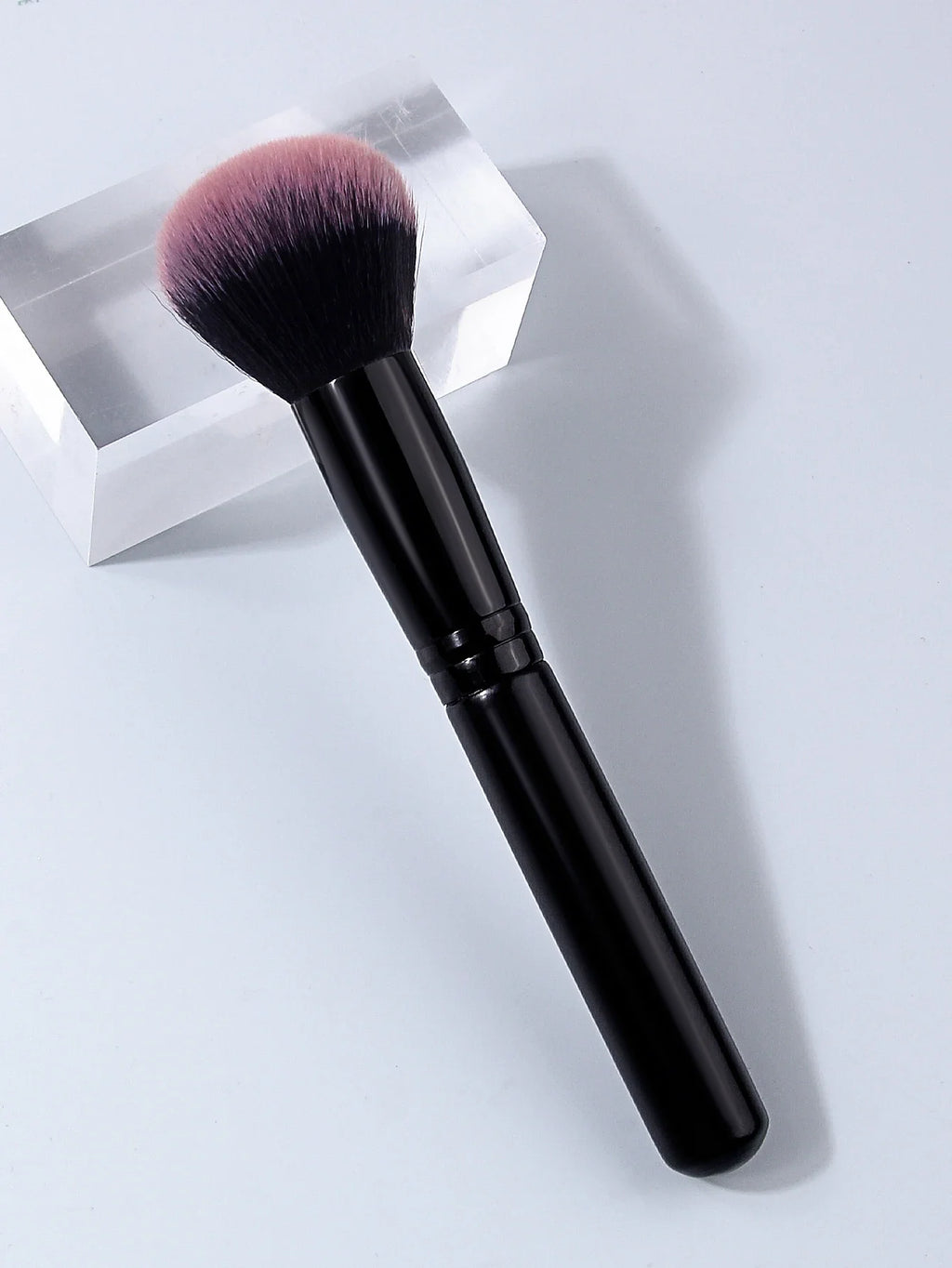 Ultra-Soft Blush Brush – Contour & Powder Makeup Brush