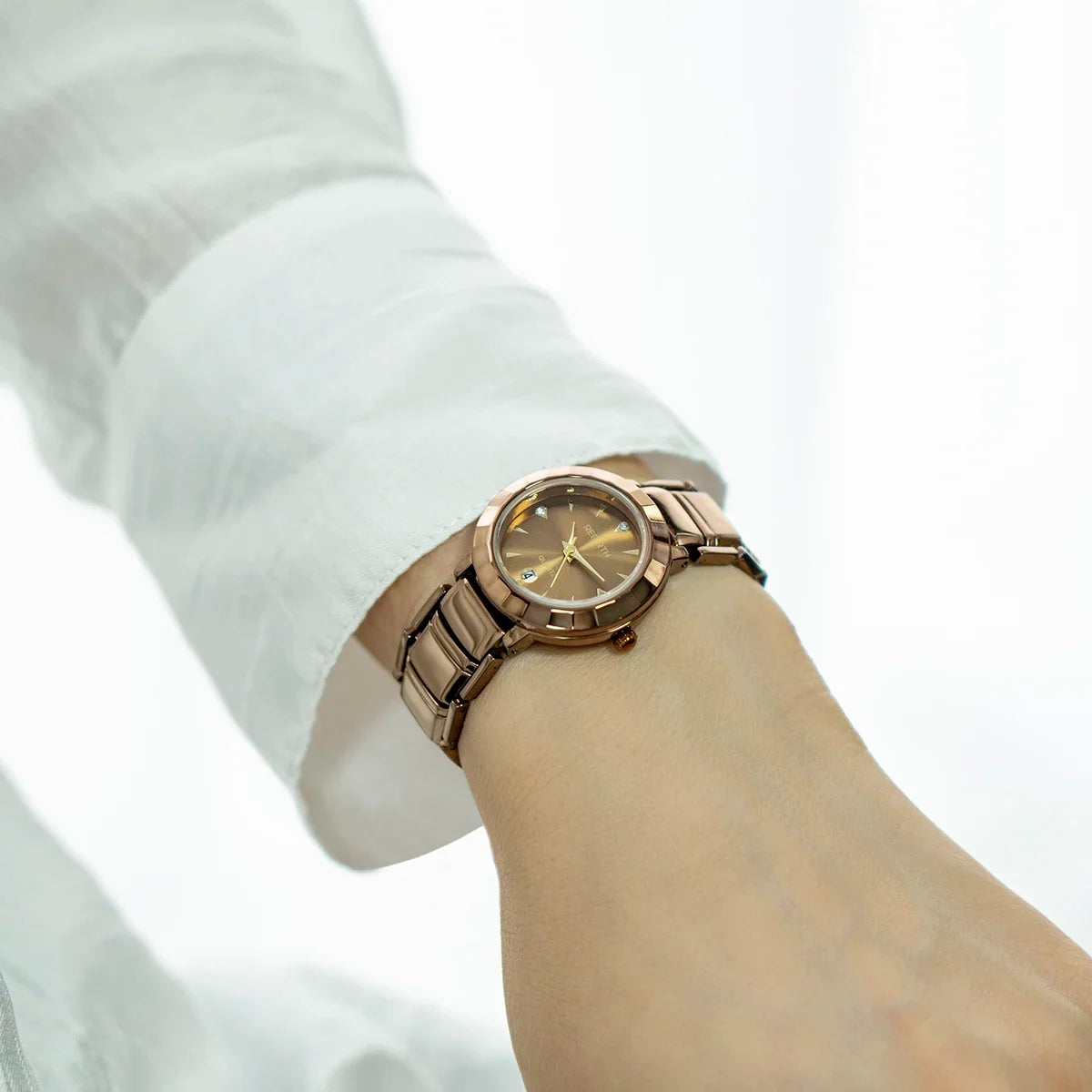 REBIRTH Women's Elegant Quartz Watch with Calendar Display