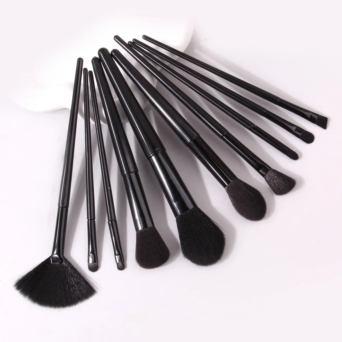 10-Piece Soft Bristle Makeup Brush Set – Foundation & Blush