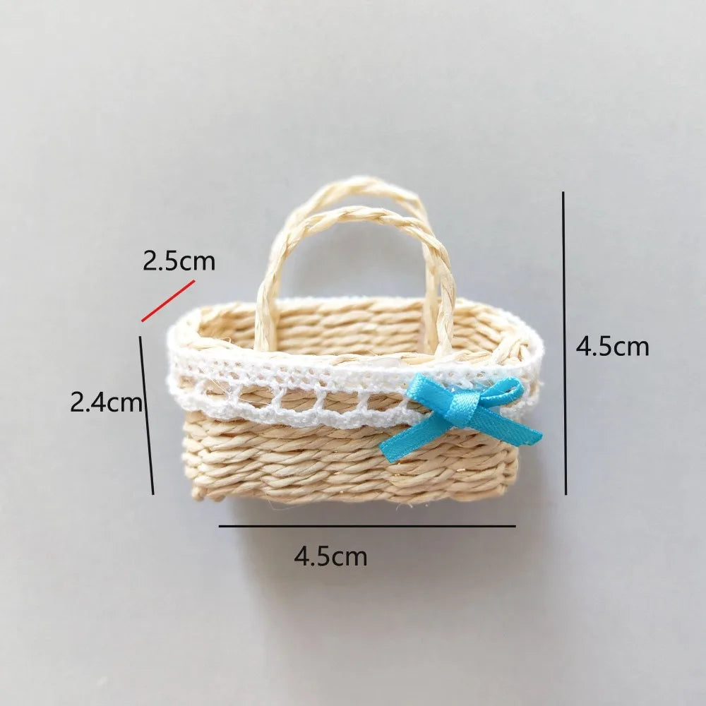 Miniature Woven Basket for BJD OB11 Dollhouse – 1/6 Scale