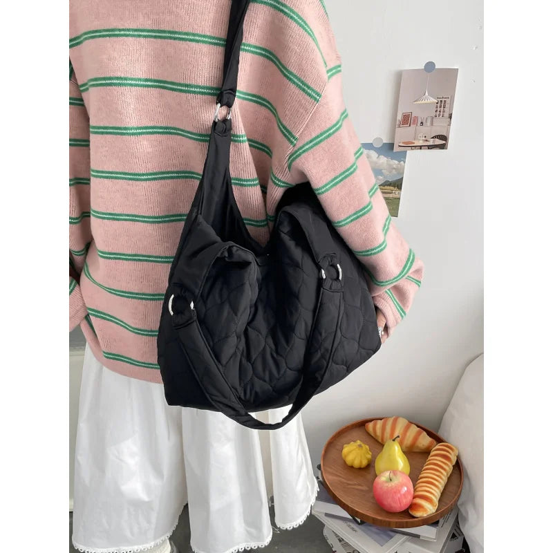 Korean Quilted Shoulder Bag – Large Capacity Women's Tote