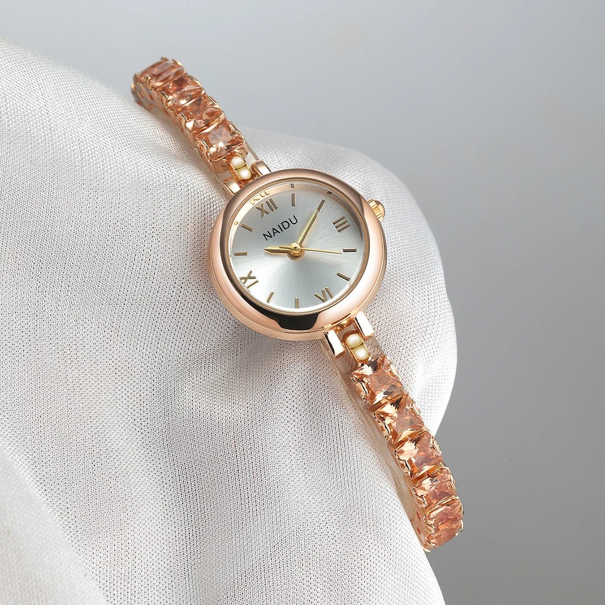 Women's Colorful Rhinestone Quartz Watch – Casual Elegance