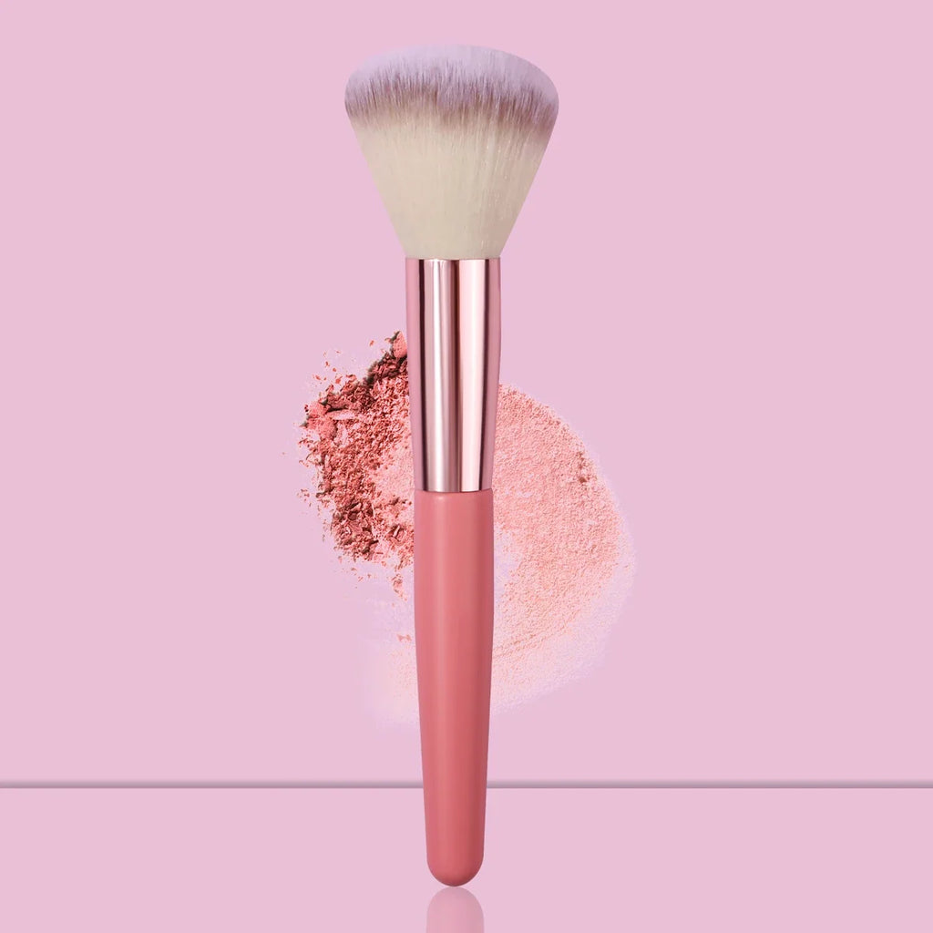 Pink Wooden Handle Makeup Brush – Blush, Contour & Highlighter