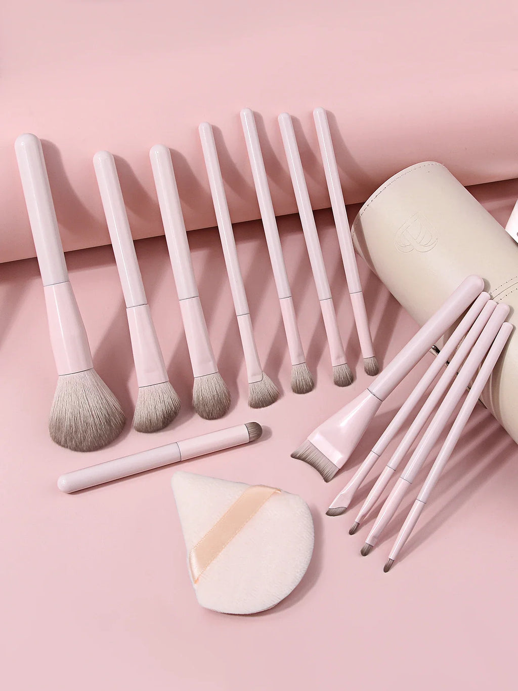 15-Pc Professional Makeup Brush Set with Travel Case | Nixie