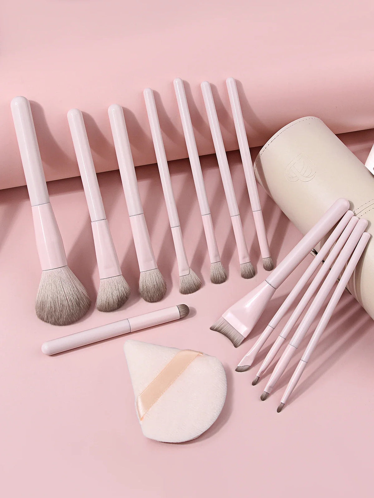 15-Pc Professional Makeup Brush Set with Travel Case | Nixie