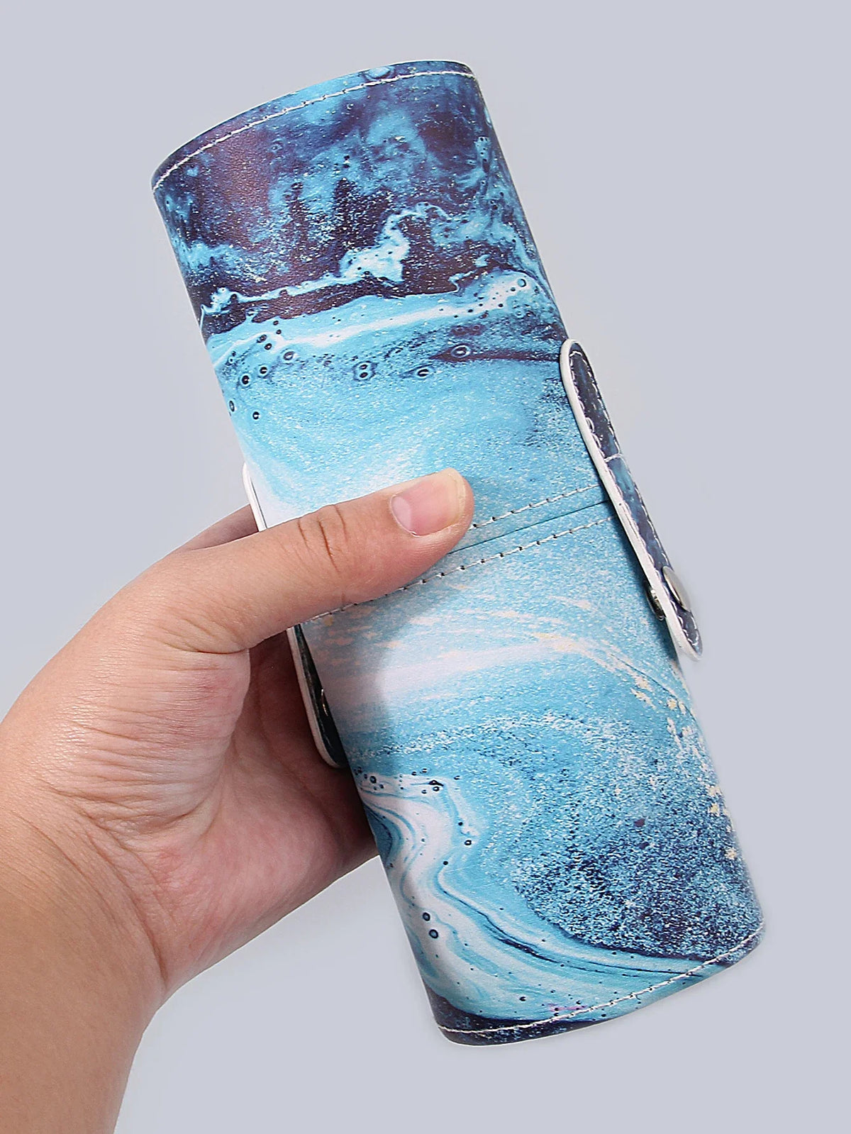Blue & White Gradient Makeup Brush Holder | Large Capacity