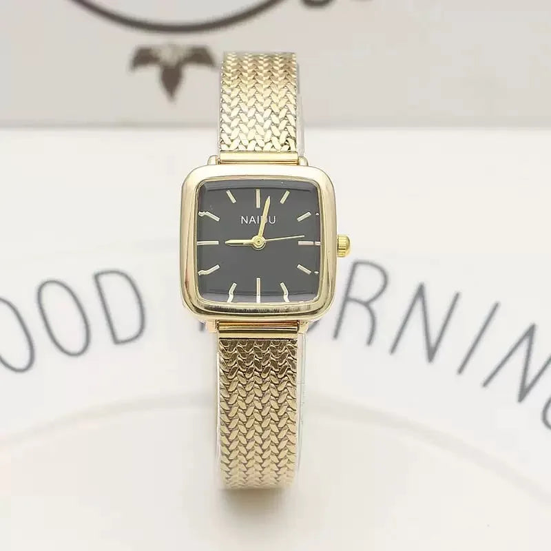 Women's Retro Small Square Quartz Watch – Steel Strap