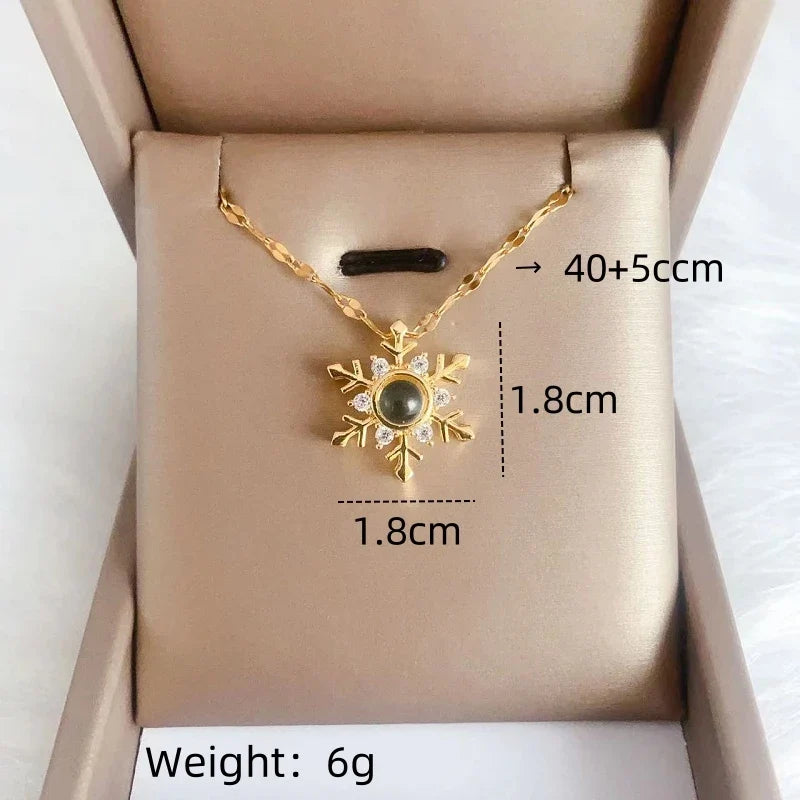Women's Projection Pendant Necklace – "I Love You" Clavicle Chain