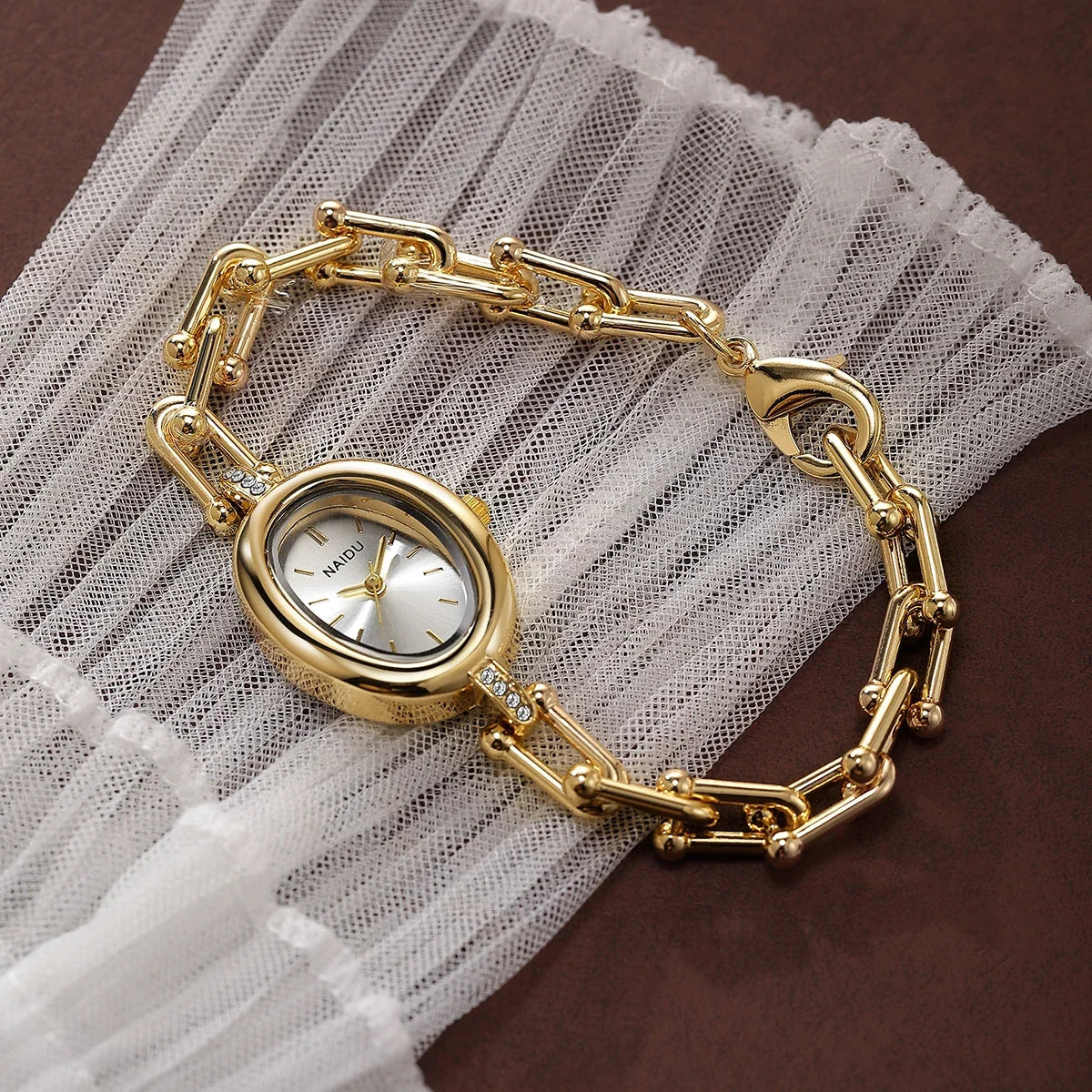 Luxury Roman Numeral Bracelet Quartz Watch | Alloy Band
