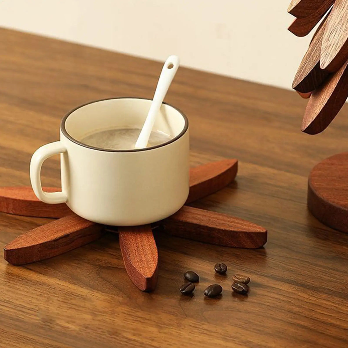 Wooden Christmas Tree Trivet & Coaster Set – 4pc Foldable